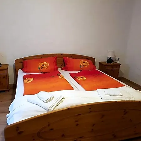 Gaestehaus Vergissmeinnicht Bed and Breakfast Guteborn